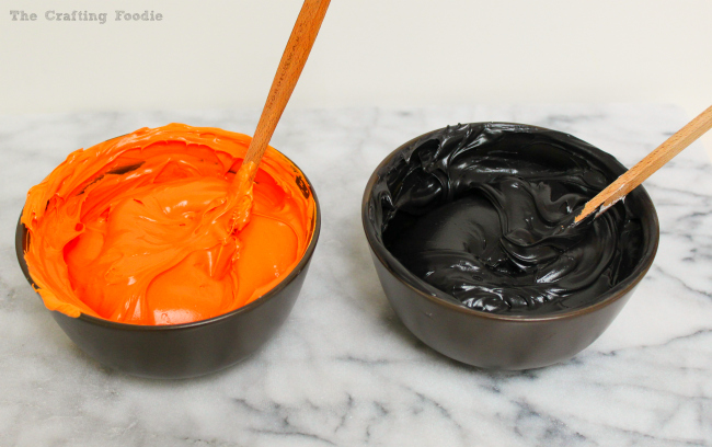 Colorful Halloween Cupcakes|The Crafting Foodie