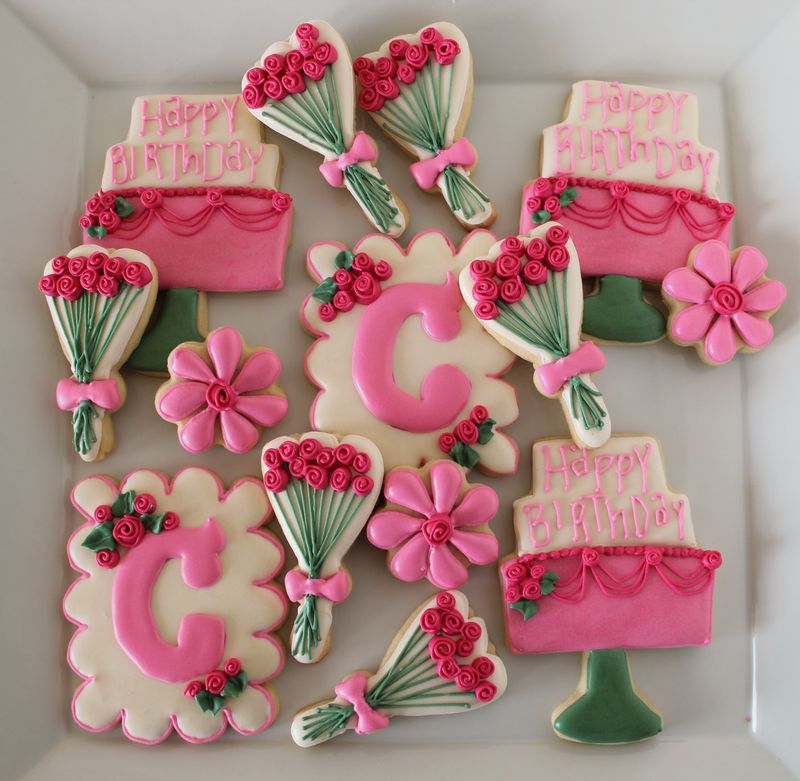 Spring Inspired Rose and Monogram Cookies | The Crafting Foodie