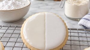 meringue powder vs egg whites in royal icing